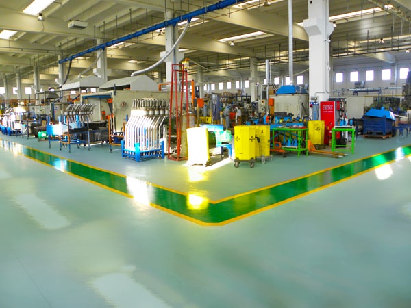 Aplicare industriala vopsea epoxidica pardoseala